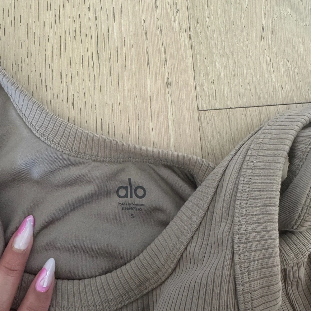 Alo Yoga Wellness Bra in Brown - Picture 3 of 3